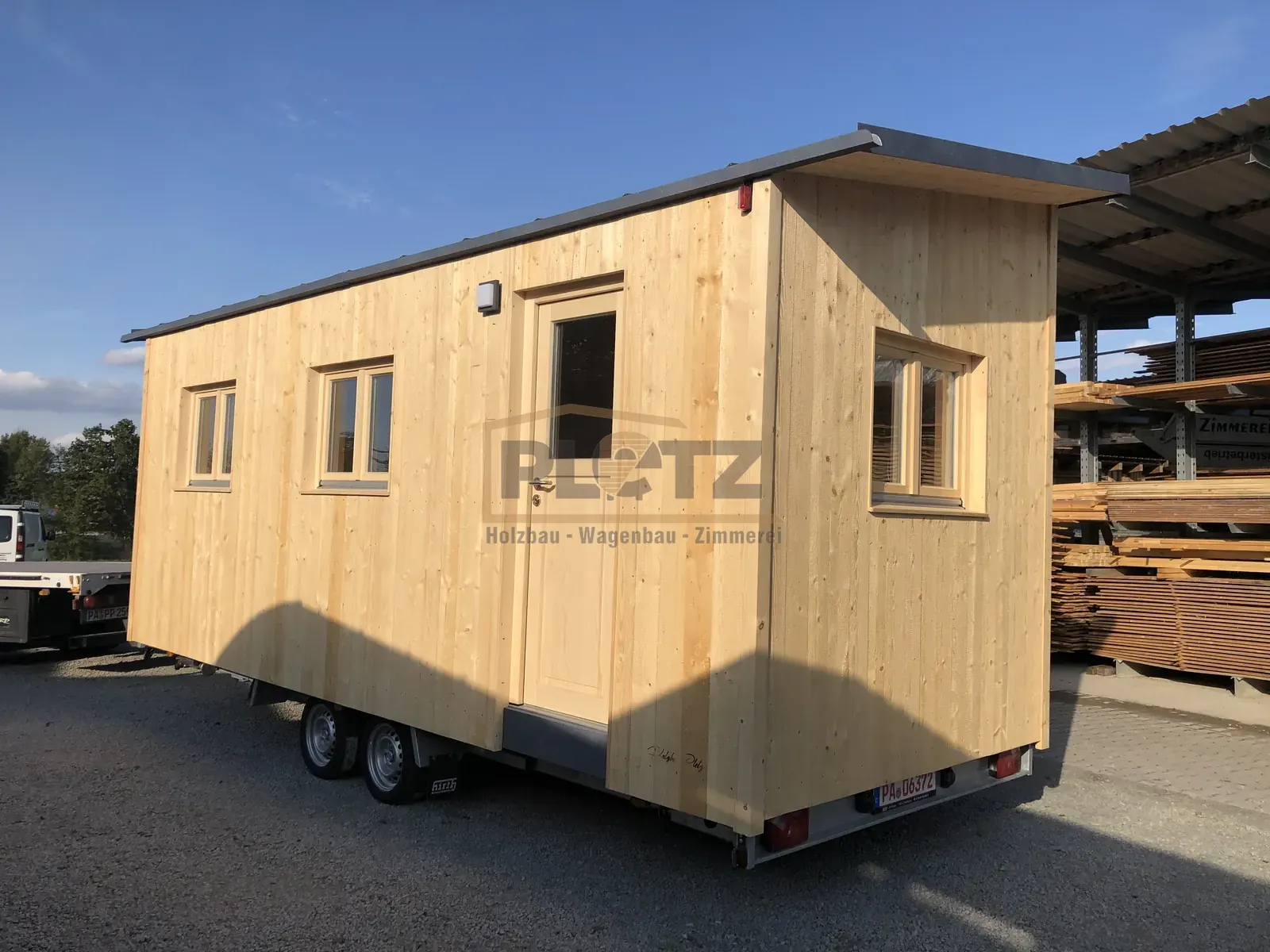 Zirkuswagen – Außenansicht | Referenzprojekt Holzbau Pletz